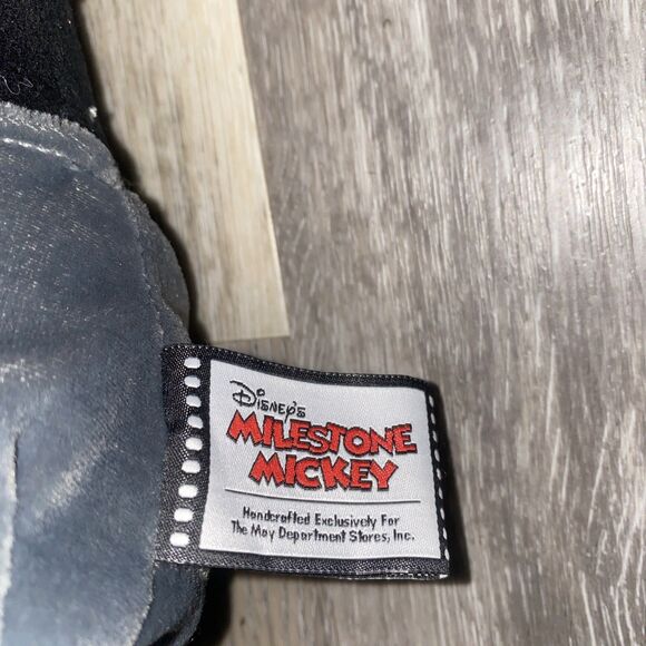 DISNEY Milestone Gray MICKEY Mouse 1928 Steamboat Willie May Exclusive 18” - Picture 3 of 8